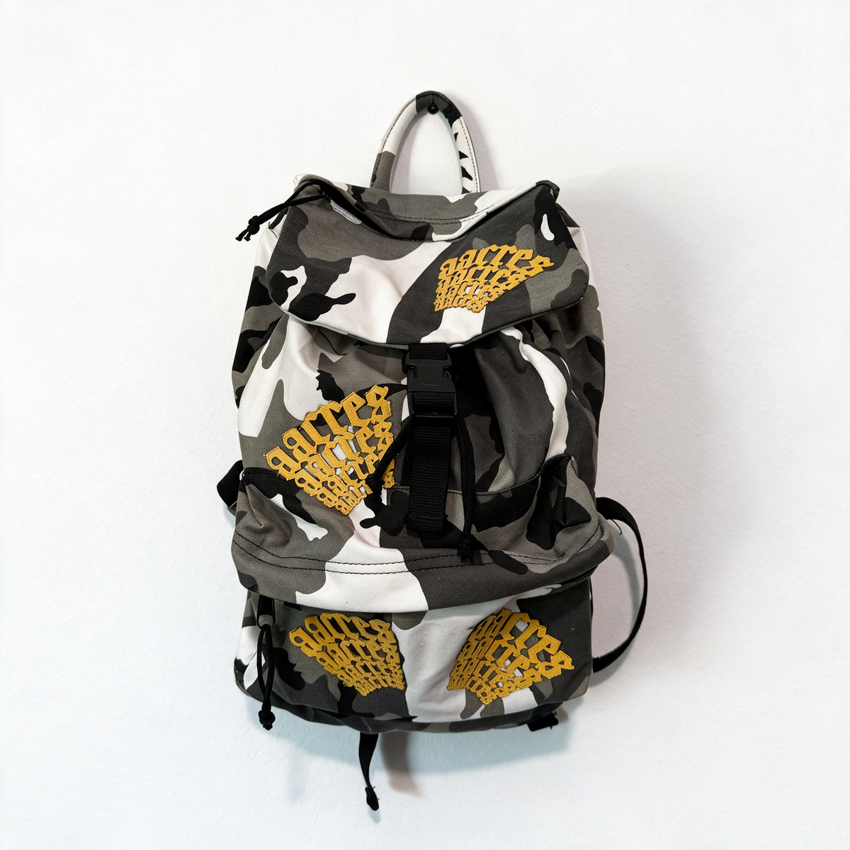 PATCH LOGO BACKPACK (SNOW CAMO)